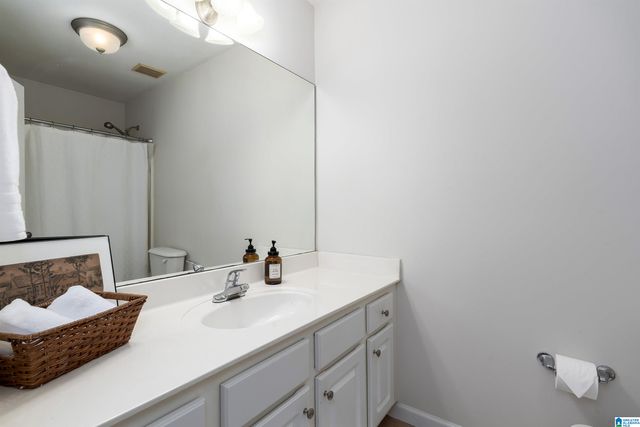 1056 CASTLEMAINE TRAIL, Birmingham, AL 35226