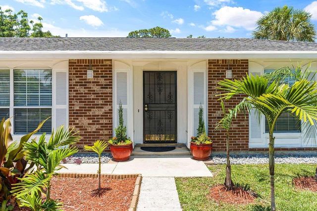 5103 Center Street, Jupiter, FL 33458