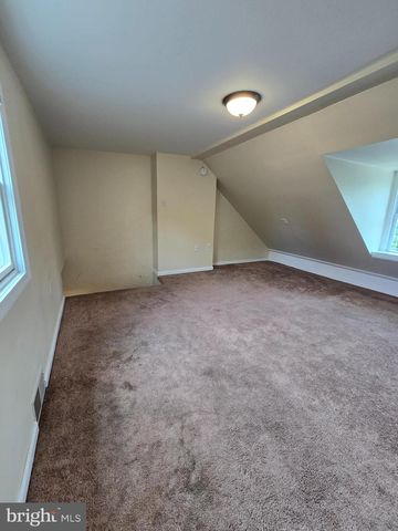 105 PENSDALE ST, Philadelphia, PA 19127