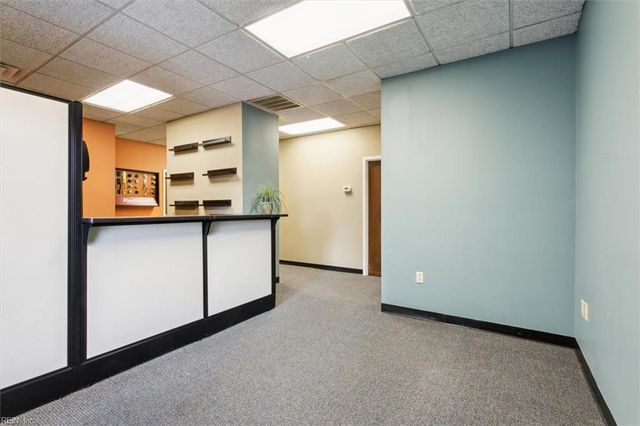 732 Thimble Shoals Blvd Ste 105, Newport News, VA 23606
