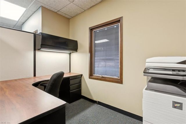 732 Thimble Shoals Blvd Ste 105, Newport News, VA 23606