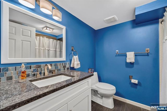 69 Peach Hill Court, Ramsey, NJ 07446