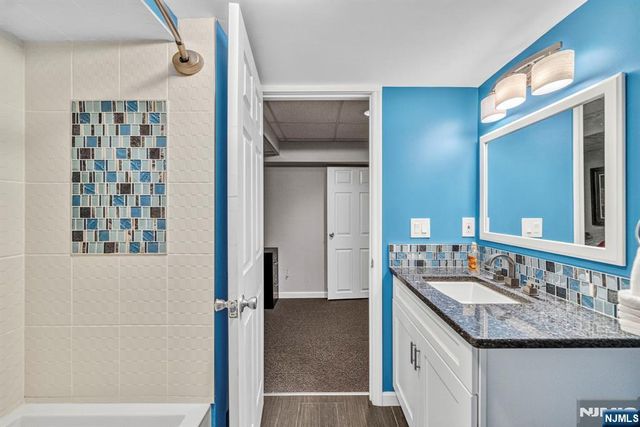 69 Peach Hill Court, Ramsey, NJ 07446
