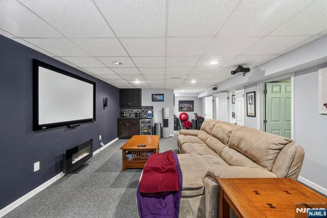 69 Peach Hill Court, Ramsey, NJ 07446