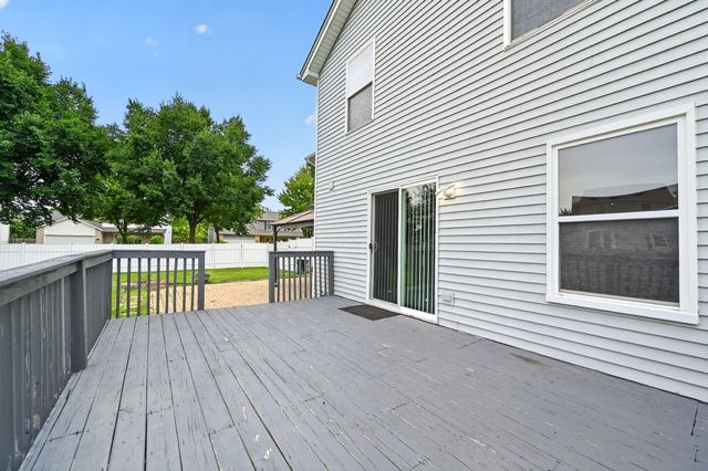 1301 Brookfield Drive, Plainfield, IL 60586