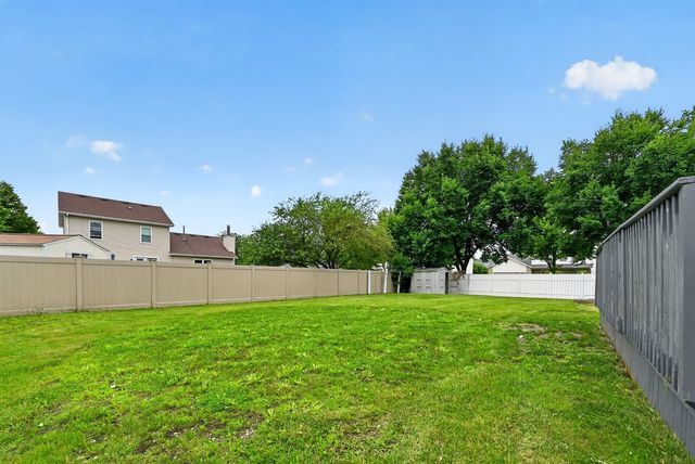 1301 Brookfield Drive, Plainfield, IL 60586