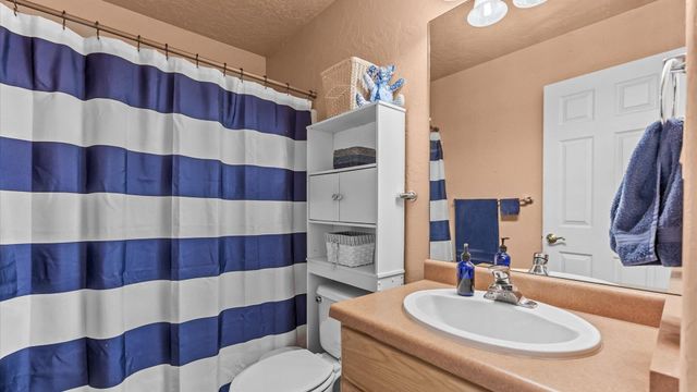 2498 Lake Park Ct Unit B, Grand Junction, CO 81505