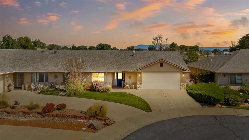 2498 Lake Park Ct Unit B, Grand Junction, CO 81505