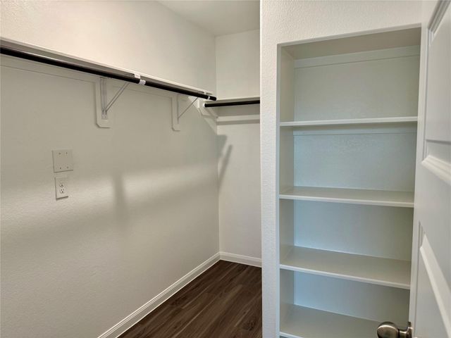 5322 Briana Dee Drive, Rosharon, TX 77583