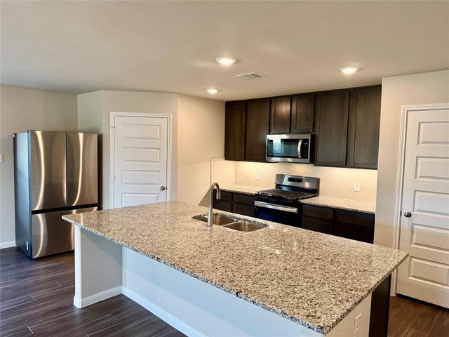 5322 Briana Dee Drive, Rosharon, TX 77583