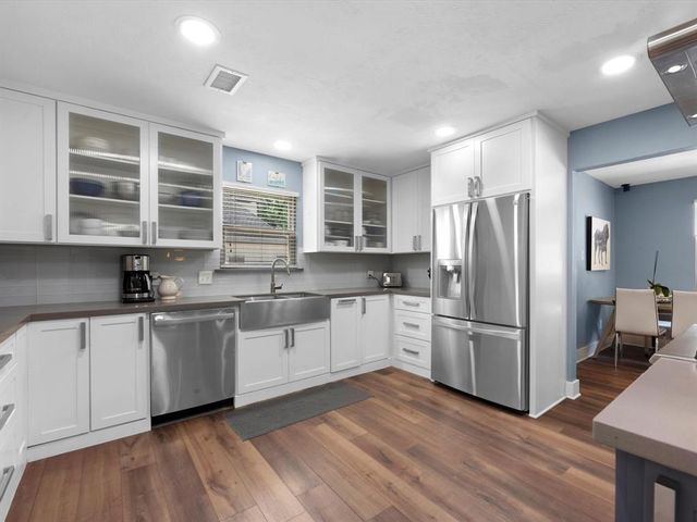 42 Huntsmans Horn Circle, Spring, TX 77380