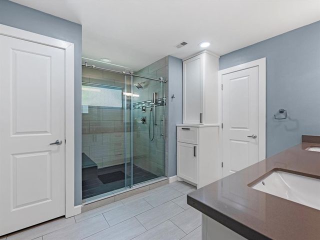 42 Huntsmans Horn Circle, Spring, TX 77380