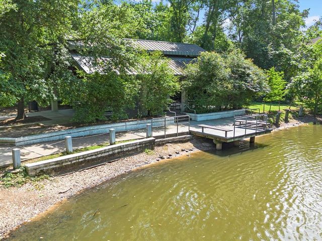 42 Huntsmans Horn Circle, Spring, TX 77380