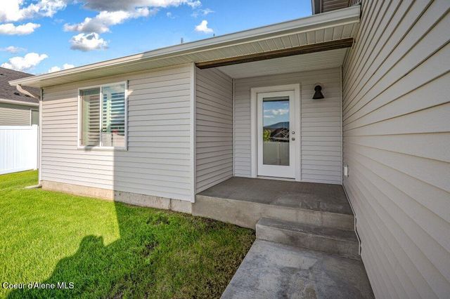 11811 N Railway AVE, Rathdrum, ID 83858