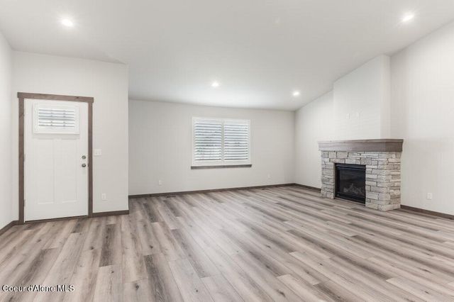 11811 N Railway AVE, Rathdrum, ID 83858