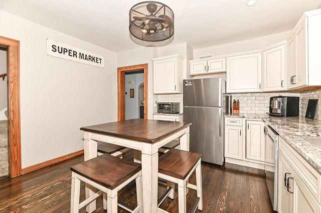 30406 Forest DRIVE, Burlington, WI 53105