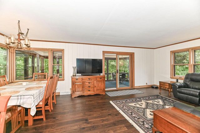 30406 Forest DRIVE, Burlington, WI 53105