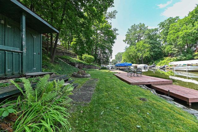 30406 Forest DRIVE, Burlington, WI 53105