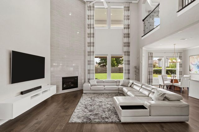 5711 Clouds Creek Lane, Sugar Land, TX 77479