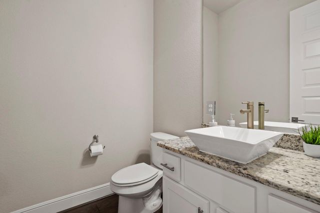 5711 Clouds Creek Lane, Sugar Land, TX 77479
