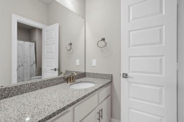 5711 Clouds Creek Lane, Sugar Land, TX 77479