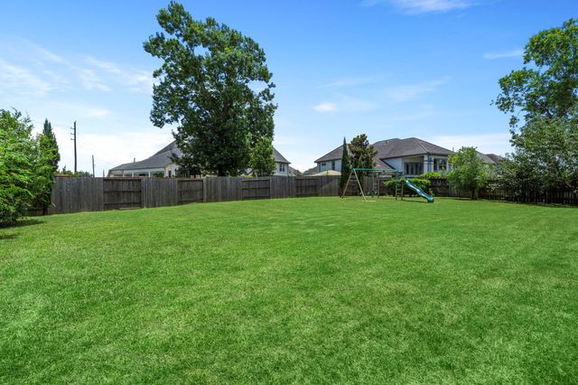5711 Clouds Creek Lane, Sugar Land, TX 77479