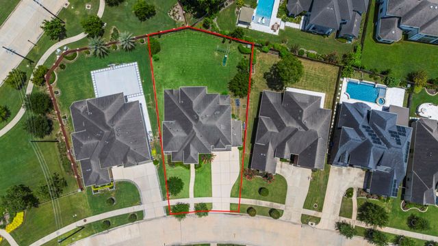 5711 Clouds Creek Lane, Sugar Land, TX 77479