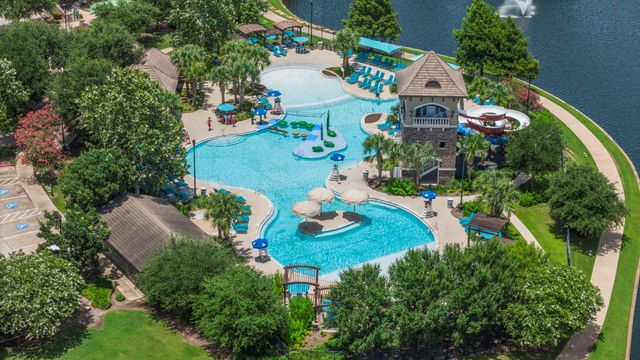 5711 Clouds Creek Lane, Sugar Land, TX 77479