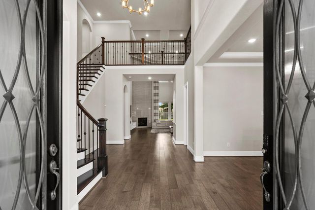 5711 Clouds Creek Lane, Sugar Land, TX 77479