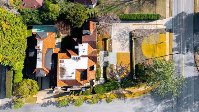 455 Peachtree Battle NW Avenue, Atlanta, GA 30305