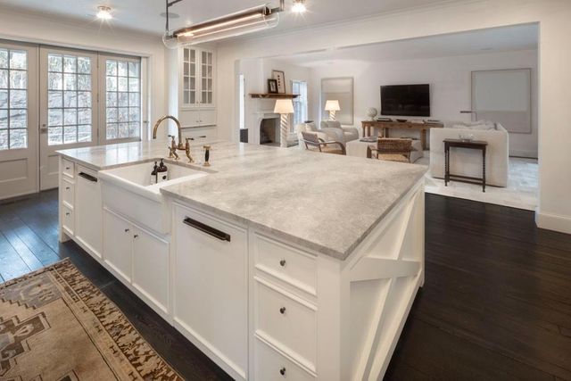 455 Peachtree Battle NW Avenue, Atlanta, GA 30305