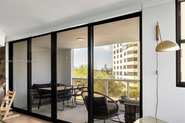 9 Island Ave 415, Miami Beach, FL 33139