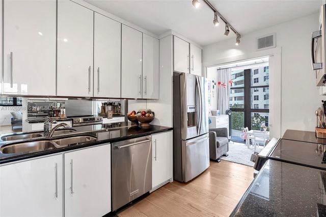 9 Island Ave 415, Miami Beach, FL 33139