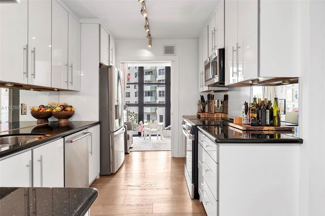 9 Island Ave 415, Miami Beach, FL 33139