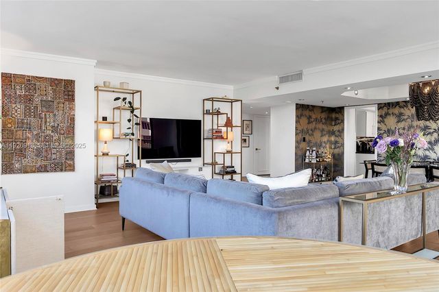 9 Island Ave 415, Miami Beach, FL 33139