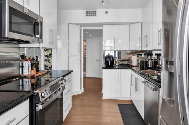 9 Island Ave 415, Miami Beach, FL 33139