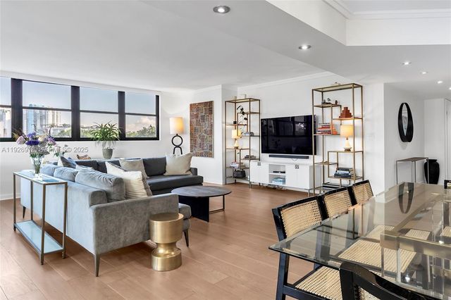 9 Island Ave 415, Miami Beach, FL 33139