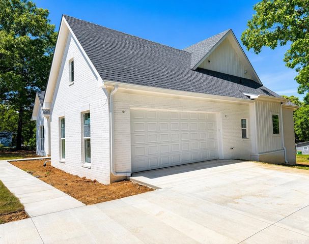 221 E Justice Rd., Cabot, AR 72023