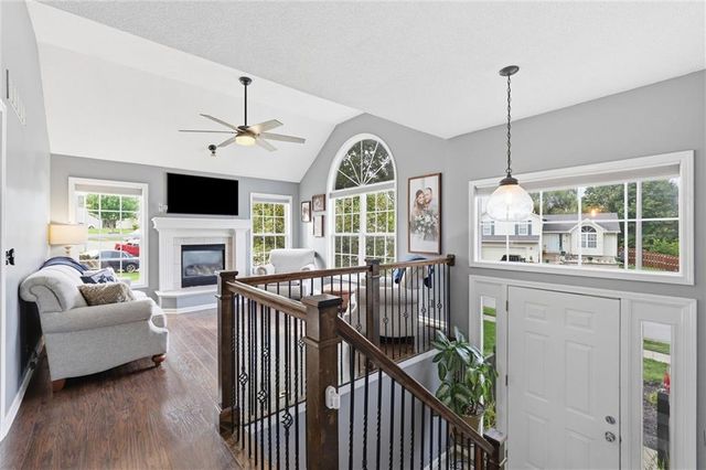 1319 NE 105th Terrace, Kansas City, MO 64155
