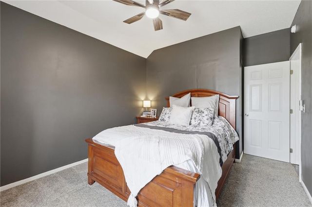 1319 NE 105th Terrace, Kansas City, MO 64155