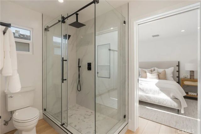 2187 Meyer Place, Costa Mesa, CA 92627