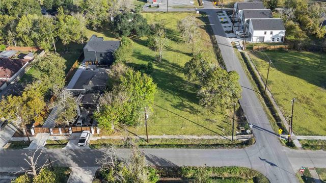 4931 Wilmington Street, Houston, TX 77033