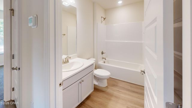 3892 Bricknell Avenue, Chipley, FL 32428