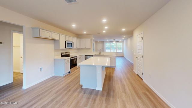 3892 Bricknell Avenue, Chipley, FL 32428