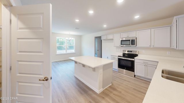 3892 Bricknell Avenue, Chipley, FL 32428