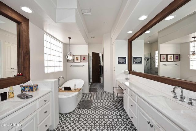 11698 E WETHERSFIELD Road, Scottsdale, AZ 85259