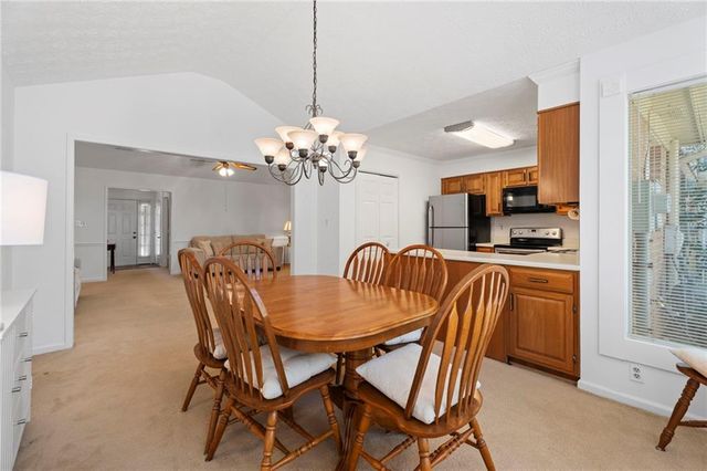 2 Dover Trail, Peachtree City, GA 30269