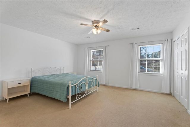 2 Dover Trail, Peachtree City, GA 30269