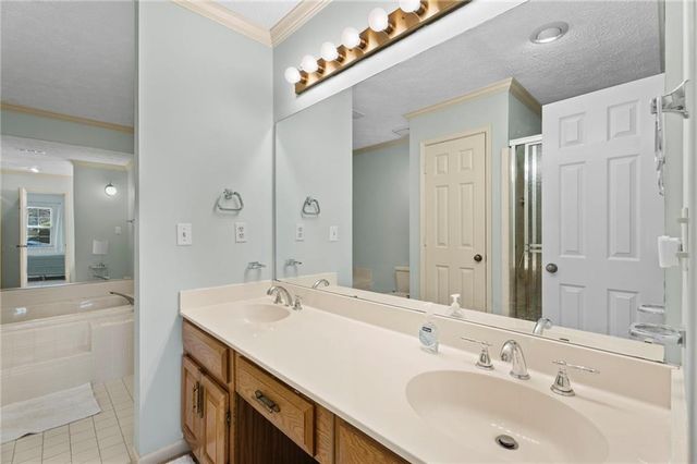 2 Dover Trail, Peachtree City, GA 30269