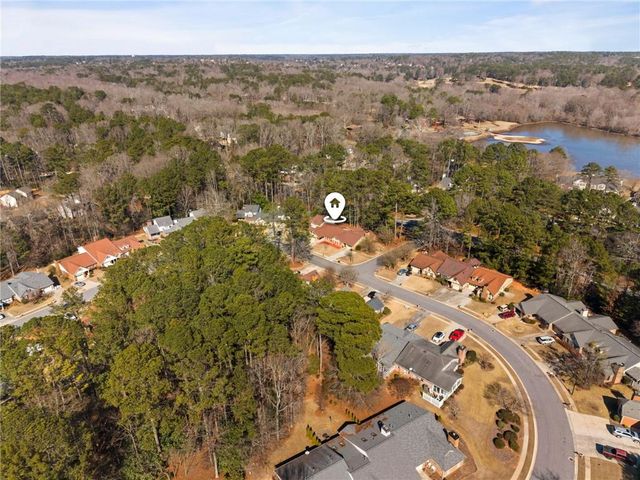 2 Dover Trail, Peachtree City, GA 30269